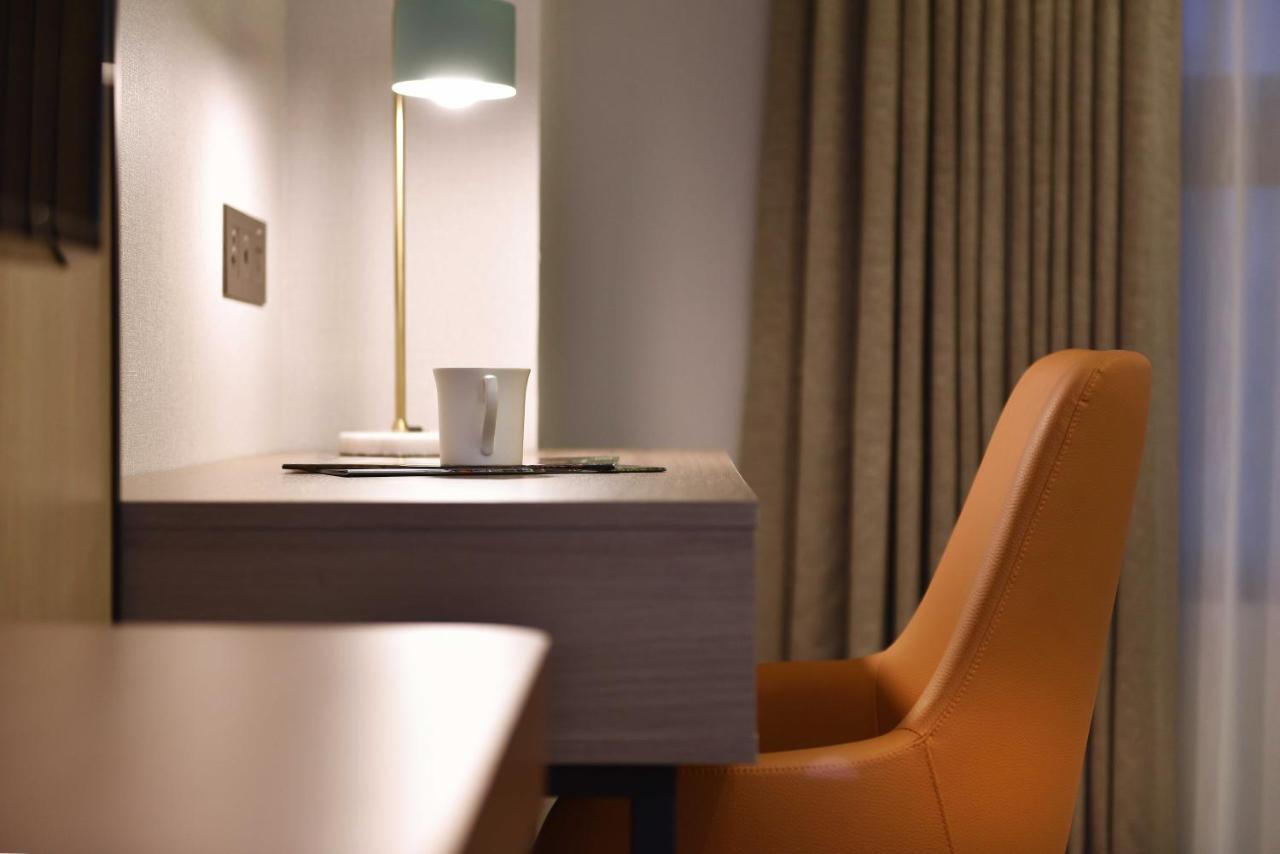 Hotel Fullon Poshtel - Kaohsiung Extérieur photo