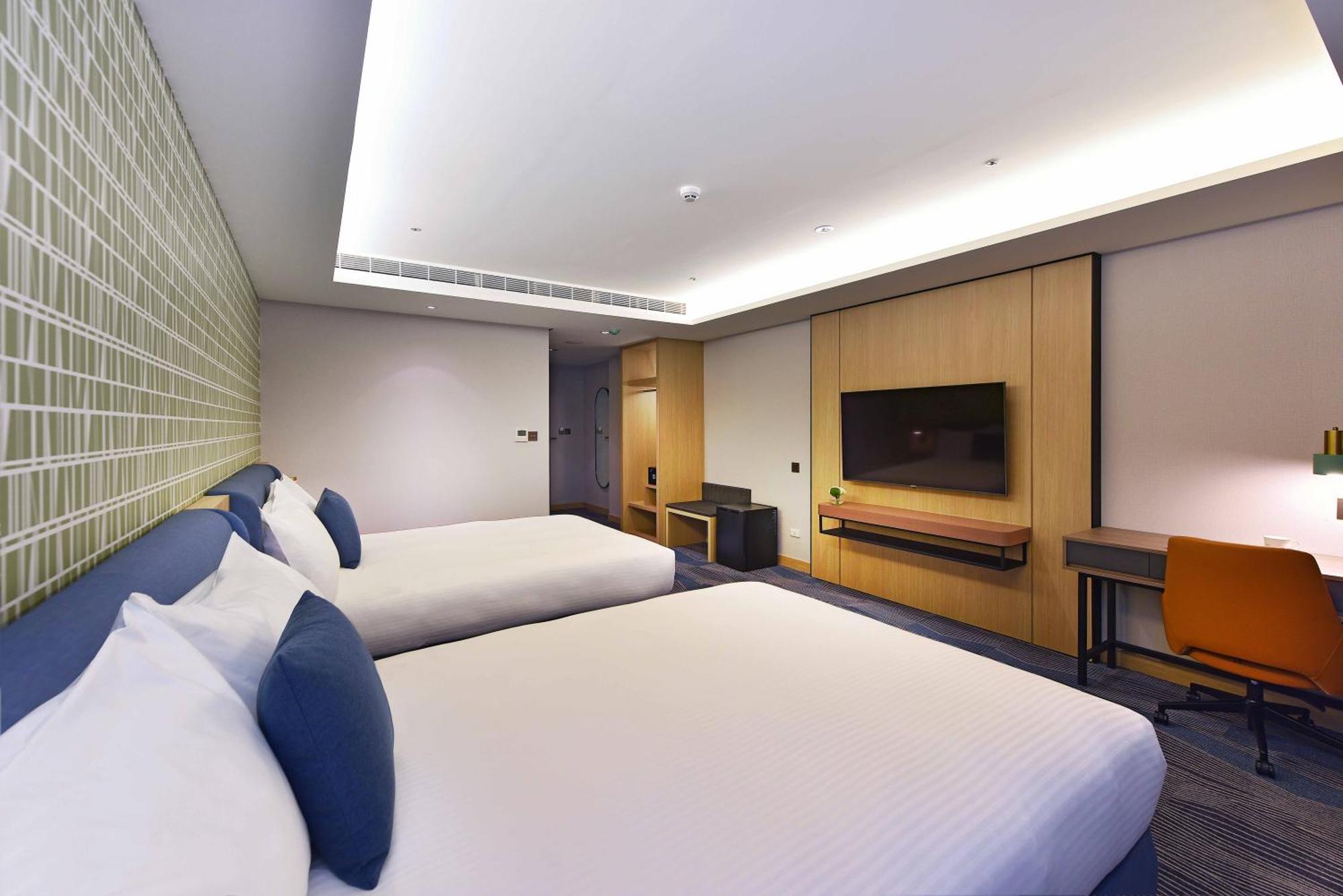 Hotel Fullon Poshtel - Kaohsiung Extérieur photo