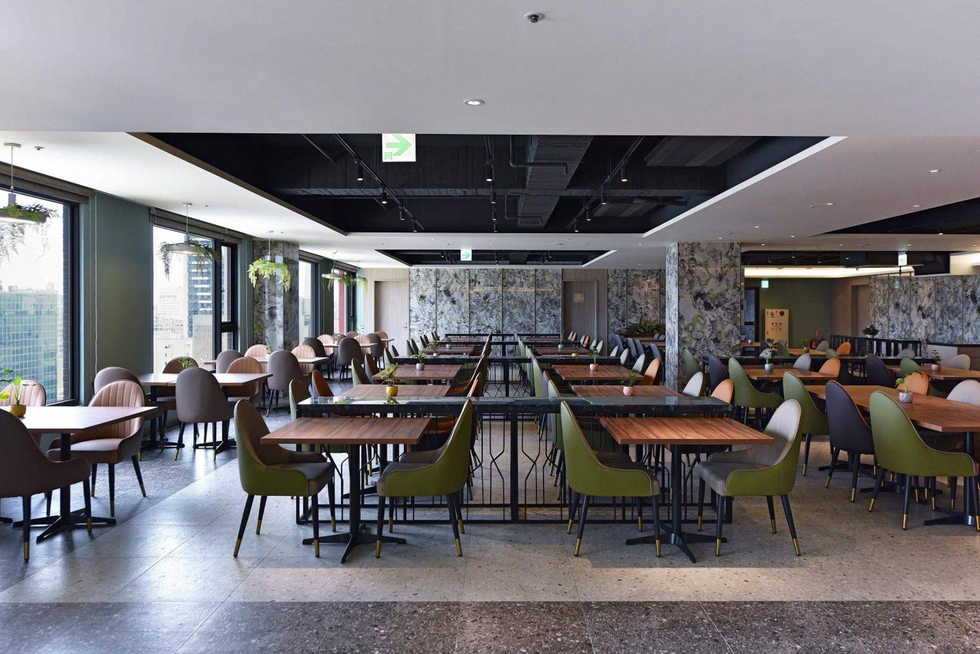 Hotel Fullon Poshtel - Kaohsiung Extérieur photo